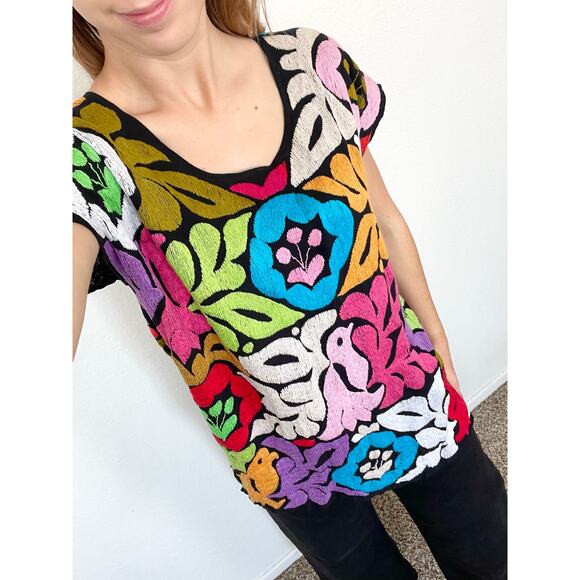 Mexican Colorful Black Hand Embroidered Jalapa Blouse Oaxacan Floral Hand Small - Picture 2 of 15